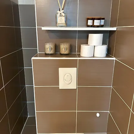 Apartment Cosy 2 Pieces A 1min A Pied De La Et Proximite De La Gare De Train
